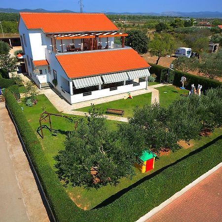 Apartments Belegrata Biograd Na Moru Exterior foto